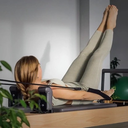 Reformer Pilates — Fizyoterapist Aleyna Emriye Bilgin